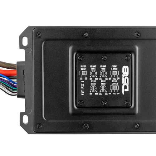 DS18 NVY-IPX7.4 Amplificador marino sumergible Clase D de 4 canales - 4 x 200 vatios Rms a 4 ohmios