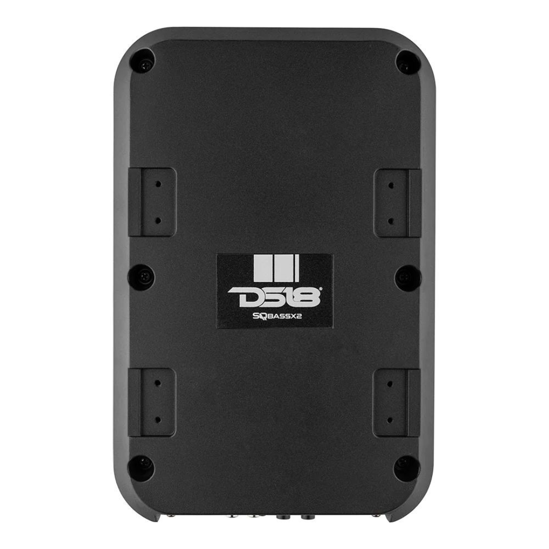 Caja para subwoofer debajo del asiento amplificada DS18 SQBASSx2 de 7x9" con un radiador de 4x6 - 230 vatios Rms 2 ohmios