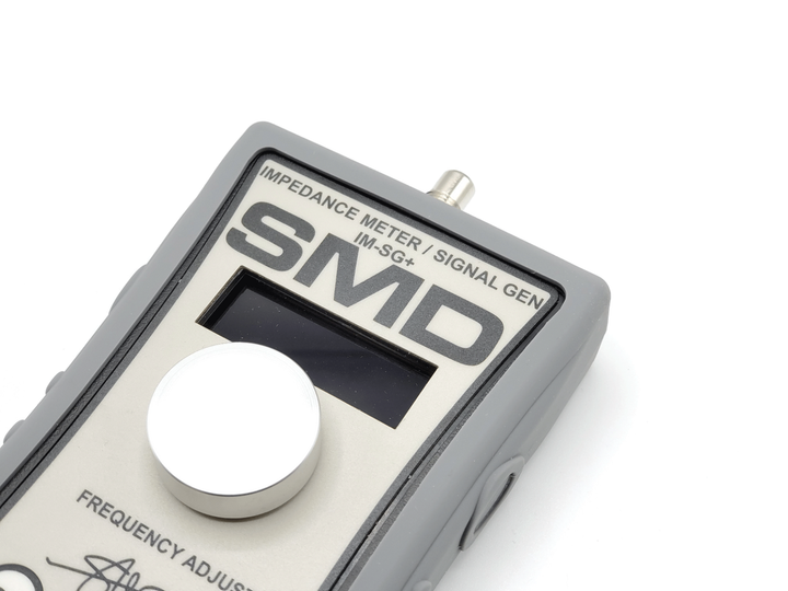 Medidor de impedancia y generador de señal profesional SMD IM-SG+ PLUS - D'Amore Engineering