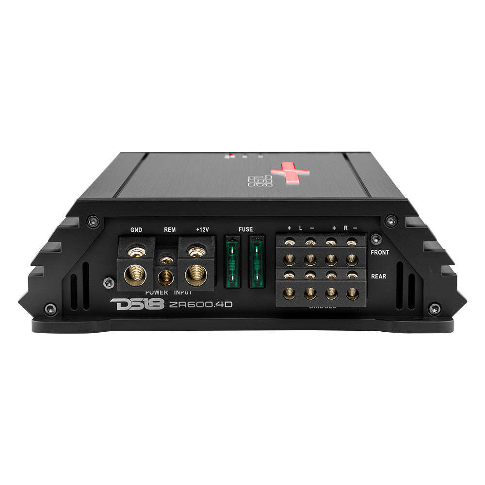 DS18 ZR600.4D Amplificador de rango completo Clase D de 4 canales - 4 x 150 vatios Rms a 4 ohmios