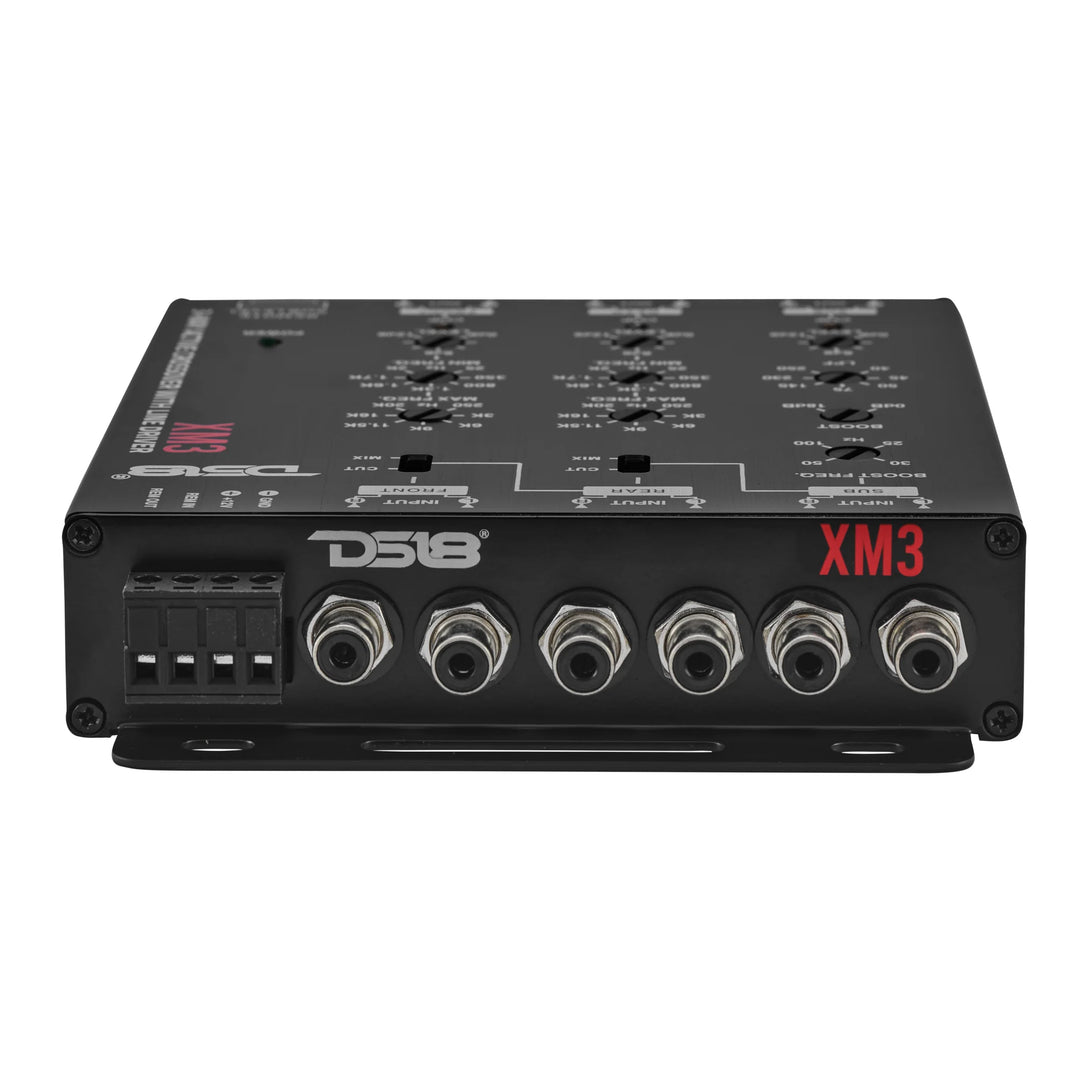 Crossover activo de 3 vías DS18 XM3 con seis salidas Rca de 9 voltios y perilla de control de nivel de subwoofer