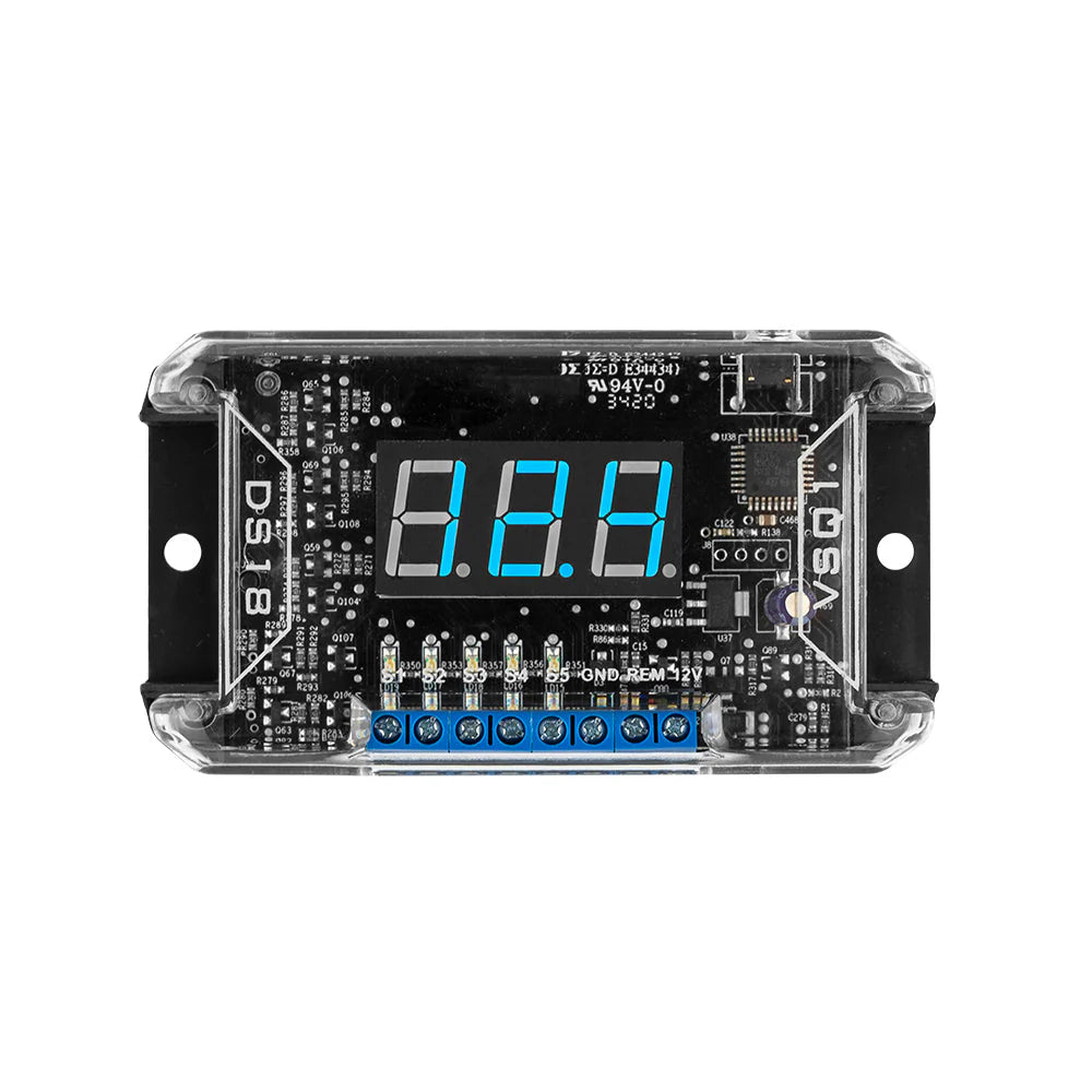 DS18 VSQ1 Digital Volt Meter with Large Display and 12 Volt Remote Outputs - Voltage Range 10.5 - 16.5 Volts